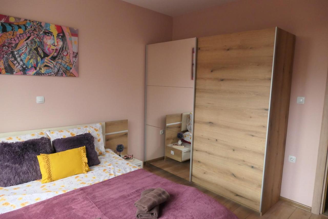 Nikol 2 Deluxe Apartamento Velingrad Exterior foto