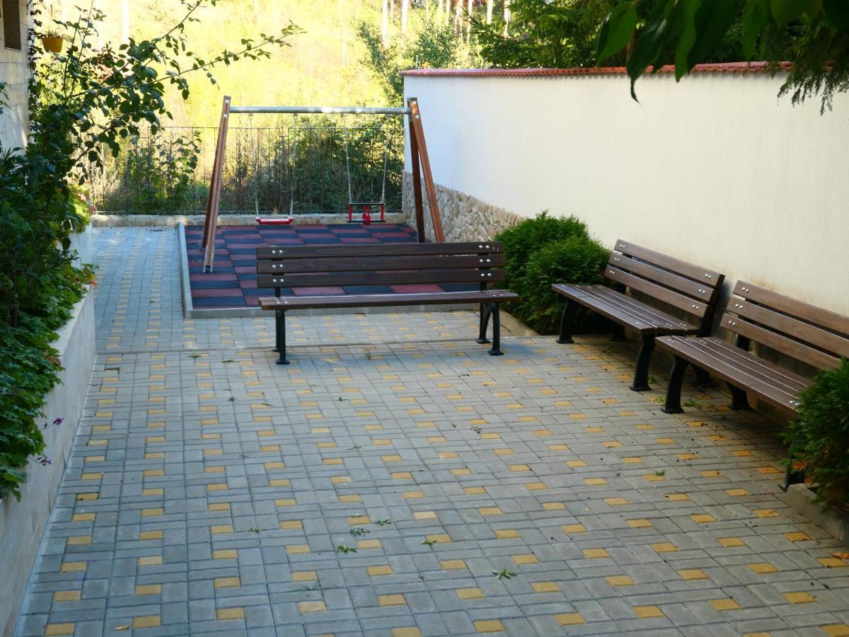 Nikol 2 Deluxe Apartamento Velingrad Exterior foto